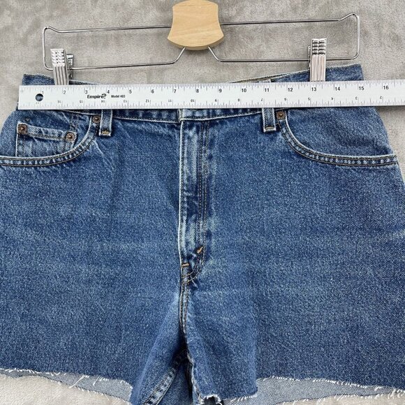 Levi's Vintage 550 High Rise Mom Jean Cut Off Jean Shorts 100% Cotton - Picture 6 of 9